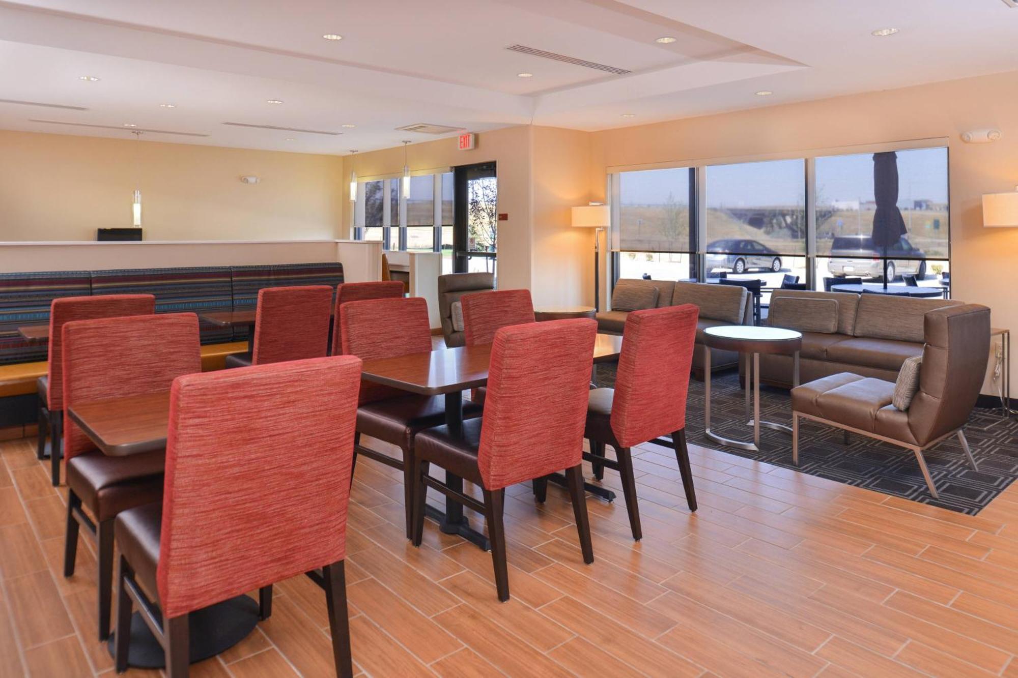 Towneplace Suites By Marriott Gillette Extérieur photo