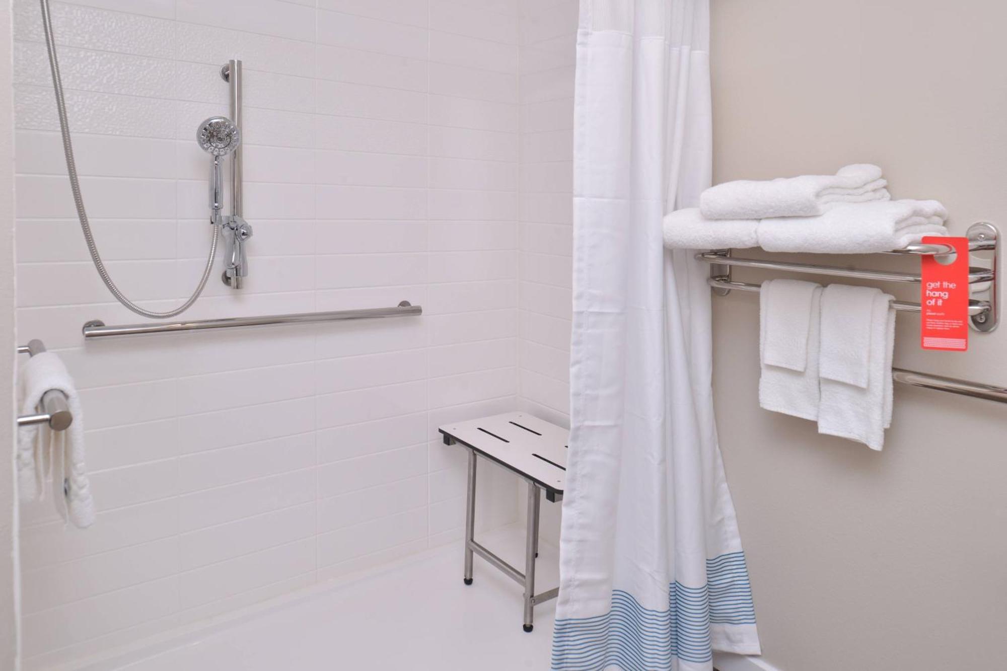 Towneplace Suites By Marriott Gillette Extérieur photo