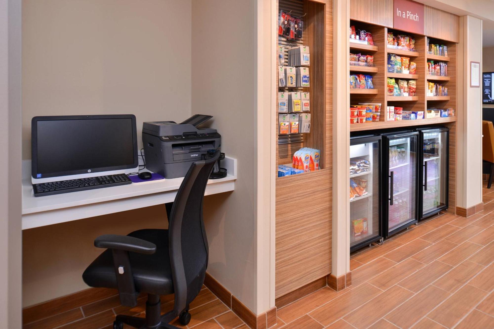 Towneplace Suites By Marriott Gillette Extérieur photo
